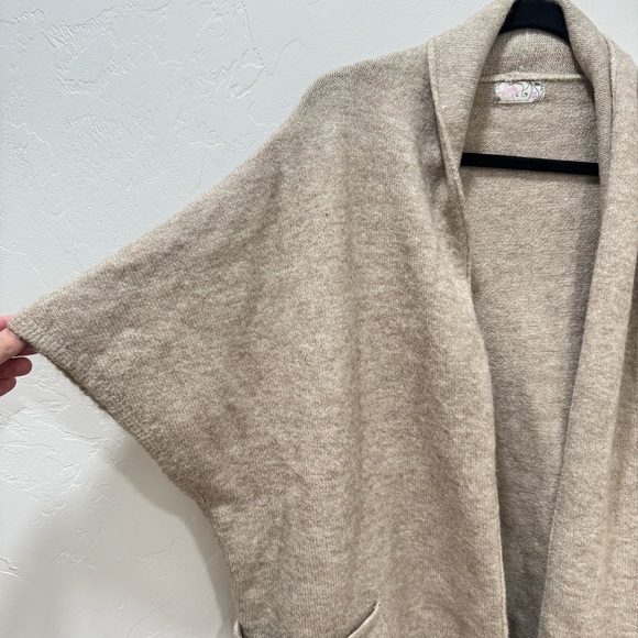 Free People Whistler Collared Shawl Open-Front Sweater Wool Blend Tan Pockets OS - Picture 7 of 14